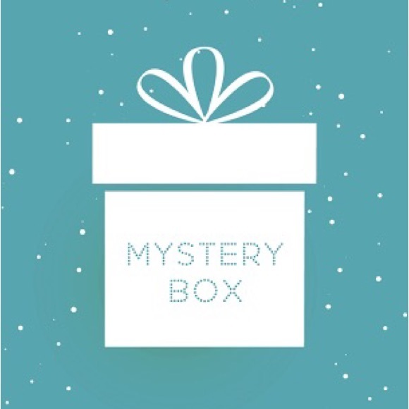 QVC Other - QVC Wholesale / liquidation Box